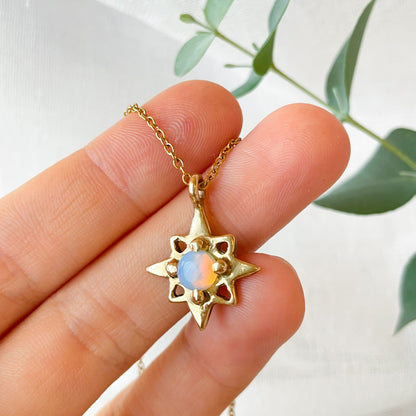 Collana stella polare opalite collezione astrale gioiello artigianale